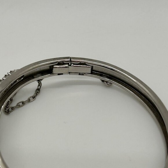 Vintage Silver-Tone Hinged Bangle Bracelet With Rhinestone Accents & Safety Chai - Picture 3 of 13